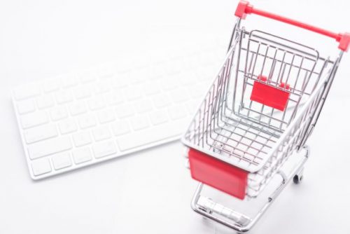 日本なら通販サイトの方が気楽に買える